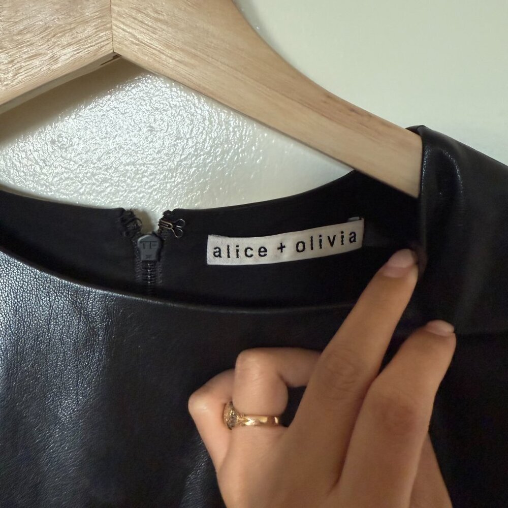 Alice + Olivia Delora Black Vegan Leather Sleeveless Midi Dress US 6​ - Picture 5 of 9